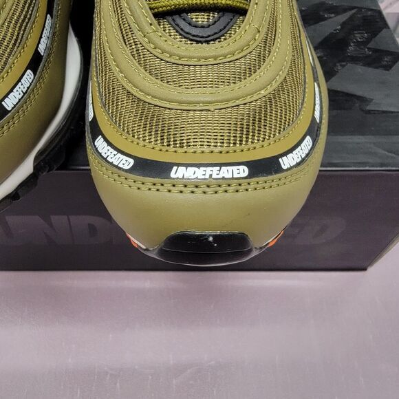 Nike Air Max 97‎ x Undefeated OG Green Olive 2017 AJ1986 300 Size 11 Complexcon main image 10
